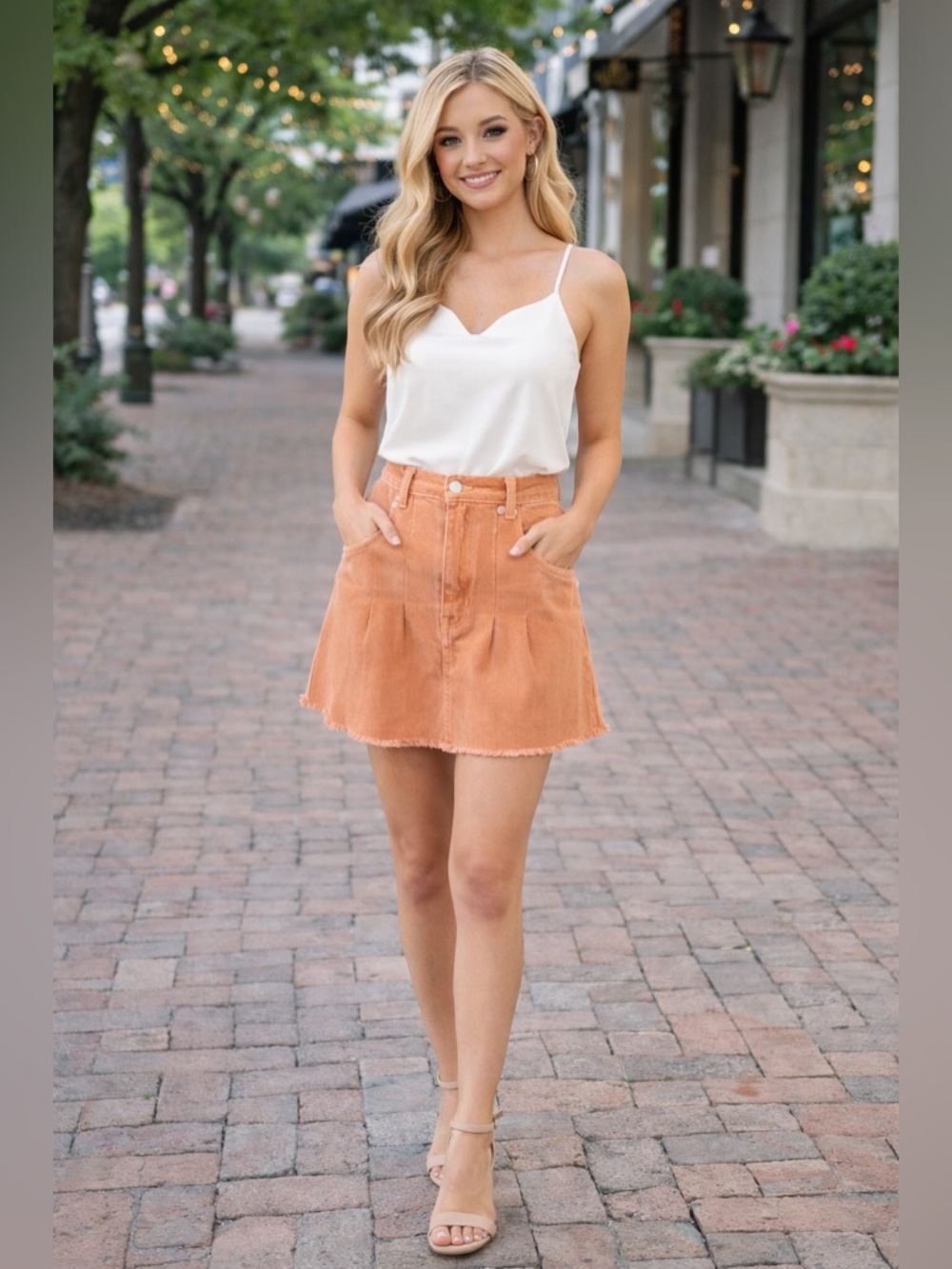 NEW Pilcro by Anthropologie Mini Skirt Size 4 Color Orange